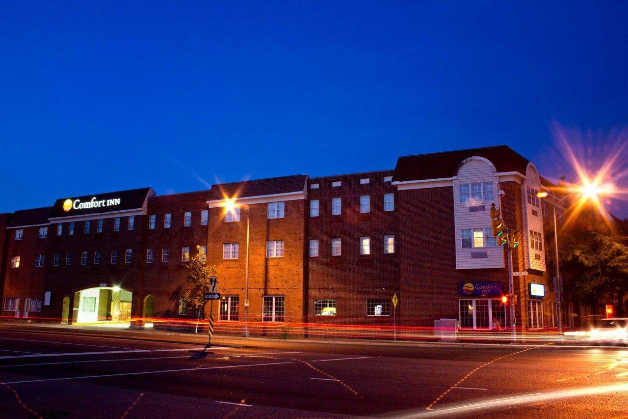 Comfort Inn Ballston Арлингтон Экстерьер фото