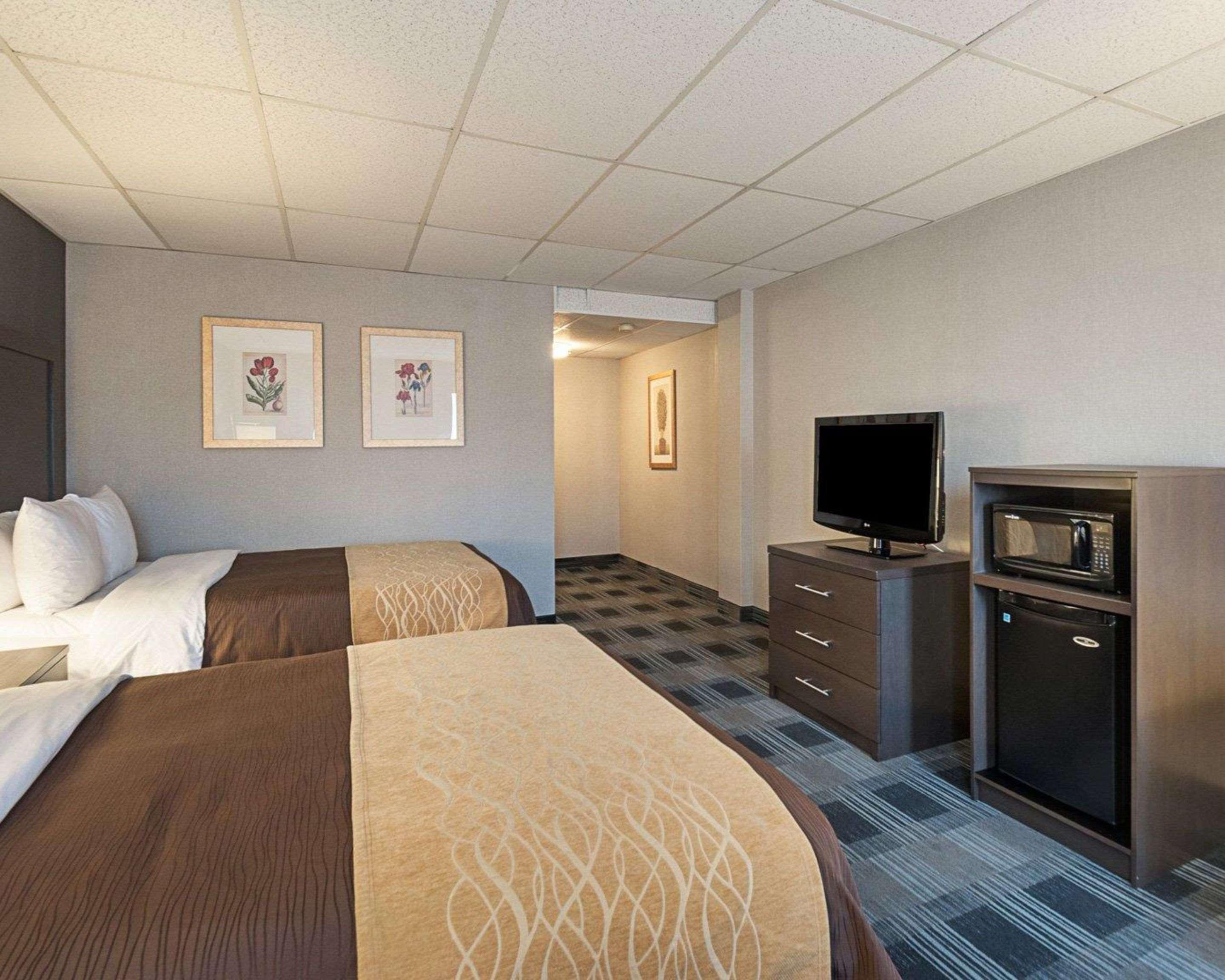 Comfort Inn Ballston Арлингтон Экстерьер фото