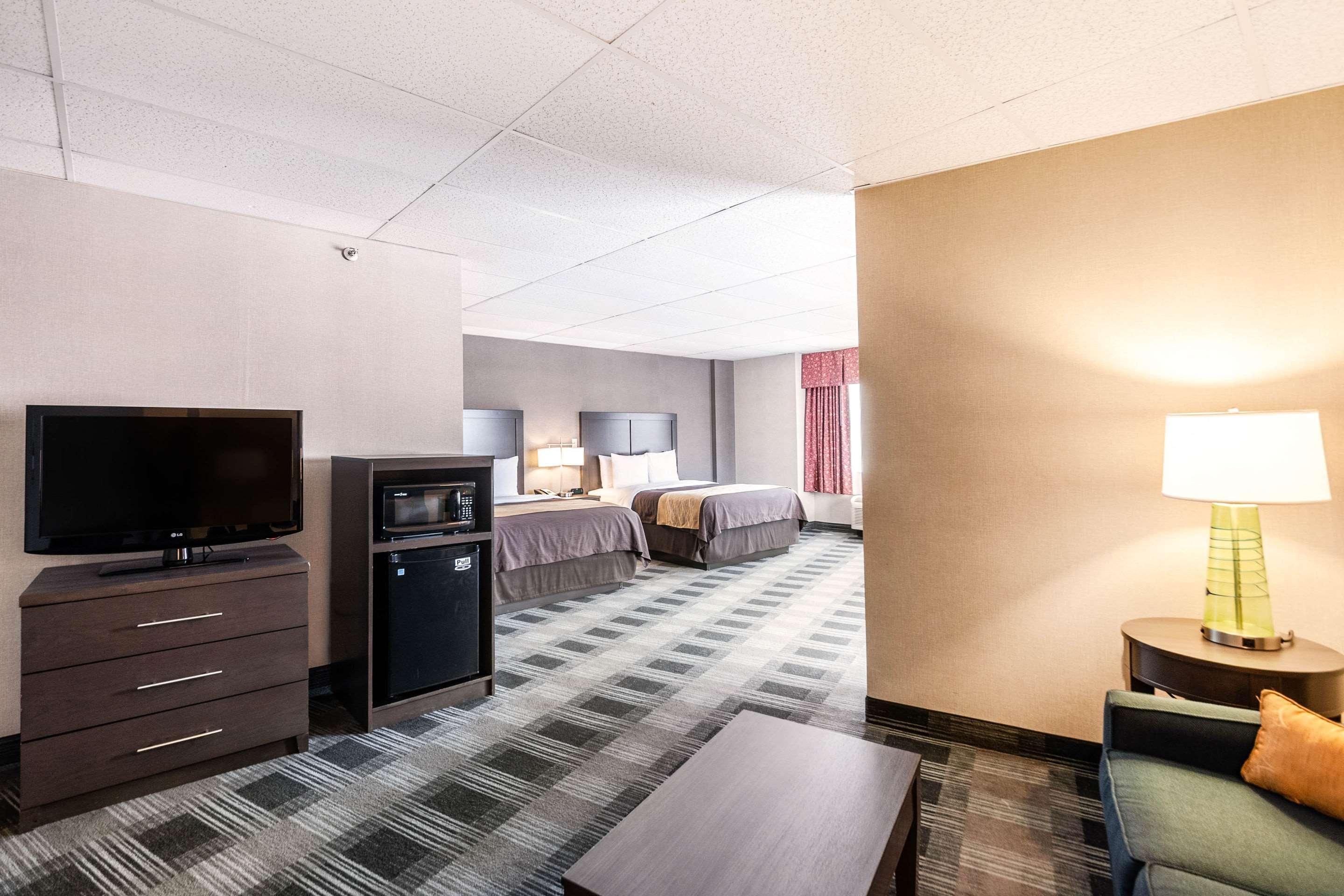Comfort Inn Ballston Арлингтон Экстерьер фото