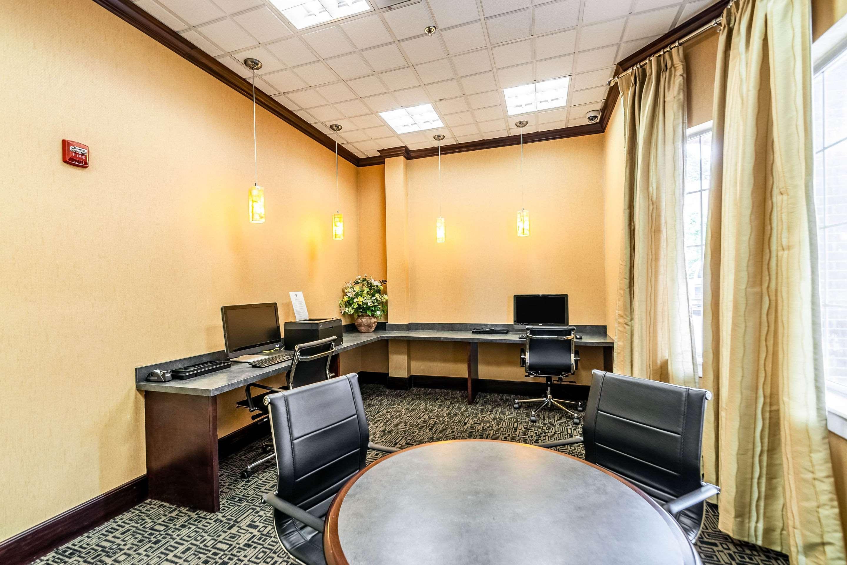 Comfort Inn Ballston Арлингтон Экстерьер фото