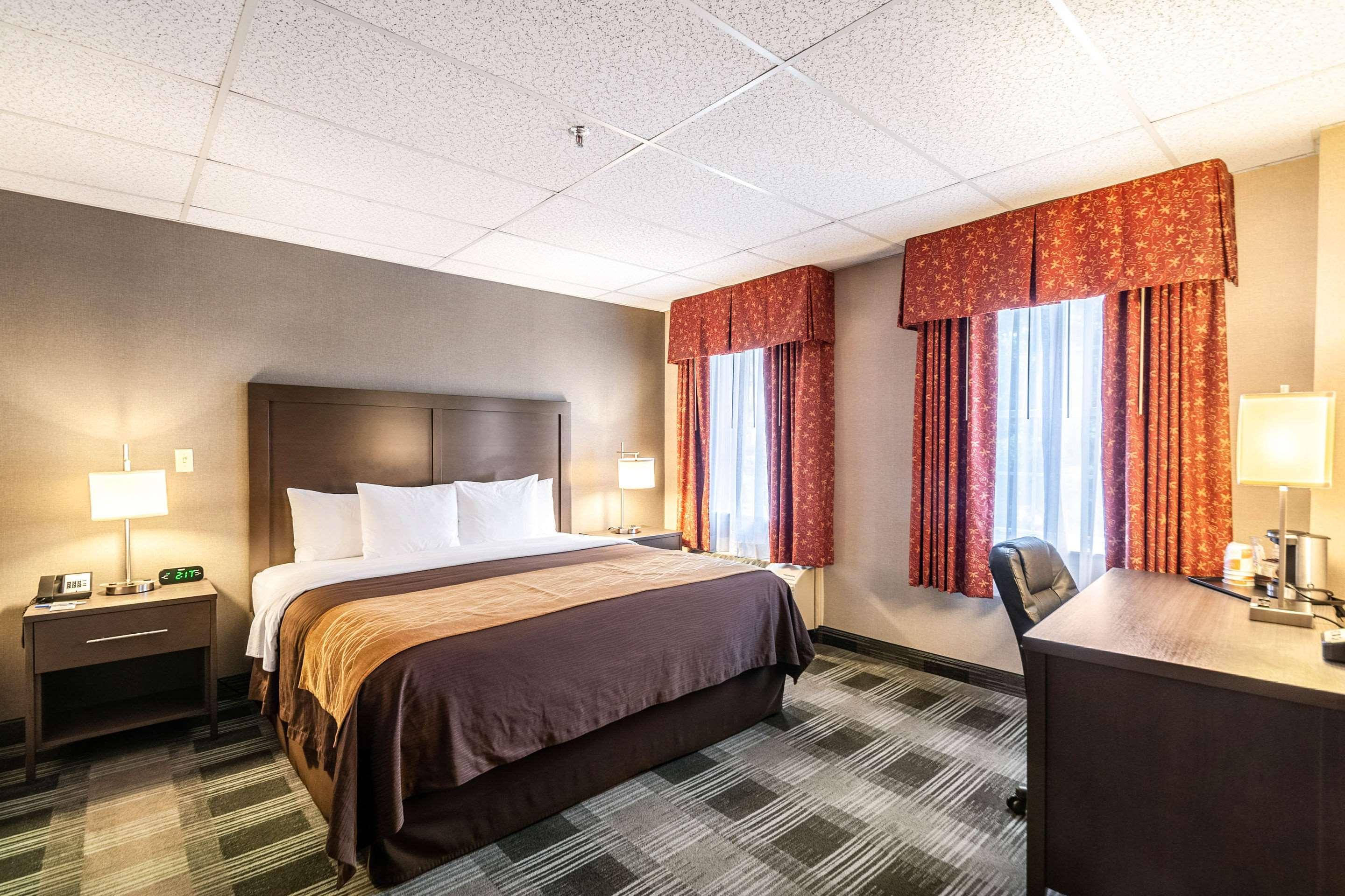 Comfort Inn Ballston Арлингтон Экстерьер фото