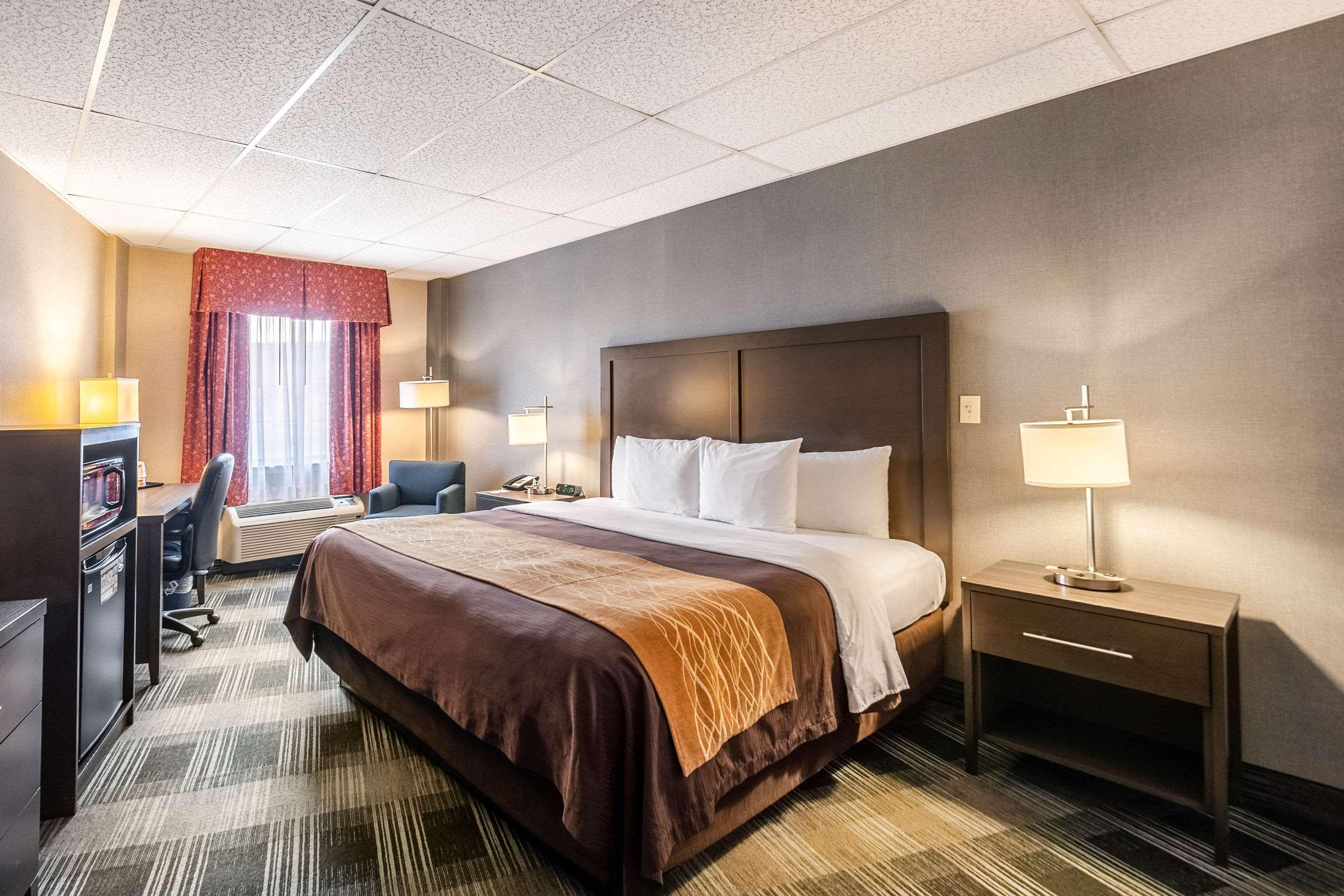 Comfort Inn Ballston Арлингтон Экстерьер фото