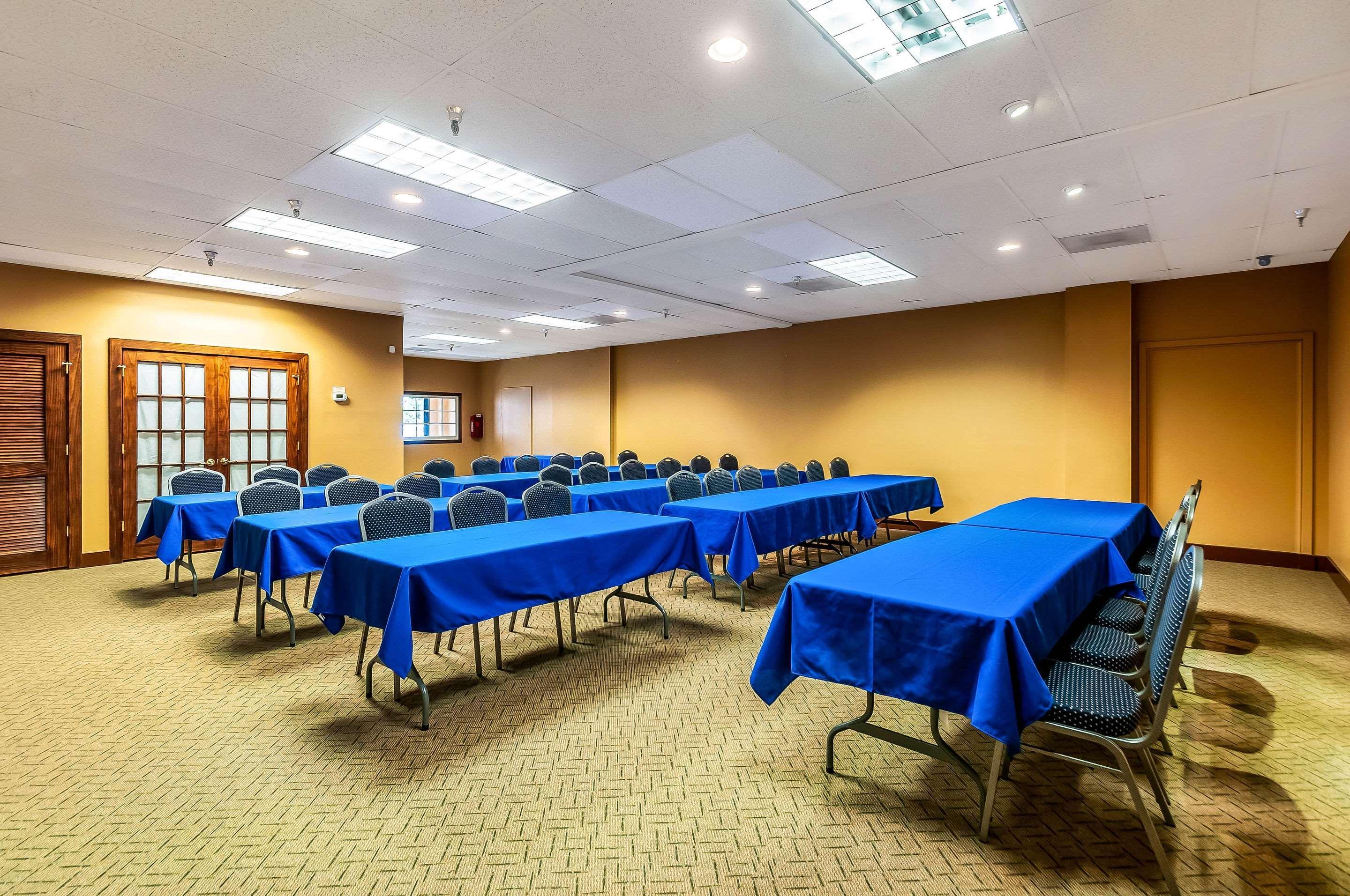 Comfort Inn Ballston Арлингтон Экстерьер фото